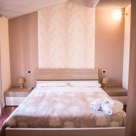 Hotel Lonatino Lonato Eksteriør bilde